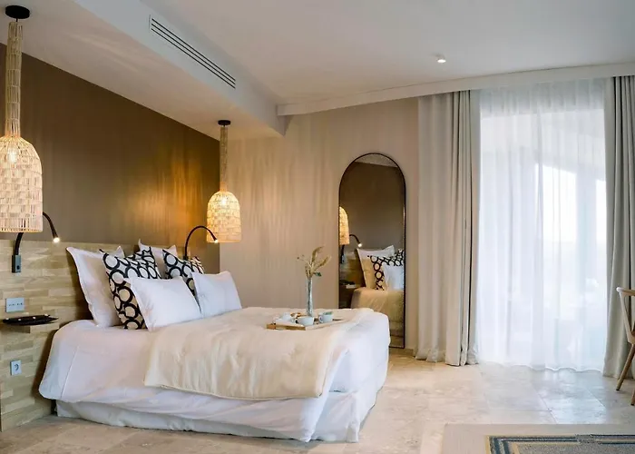 מלון Chateau L'hospitalet Wine & נרבון