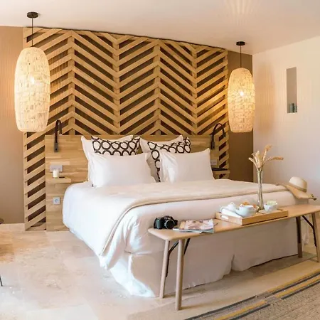Отель Chateau L'hospitalet Wine &