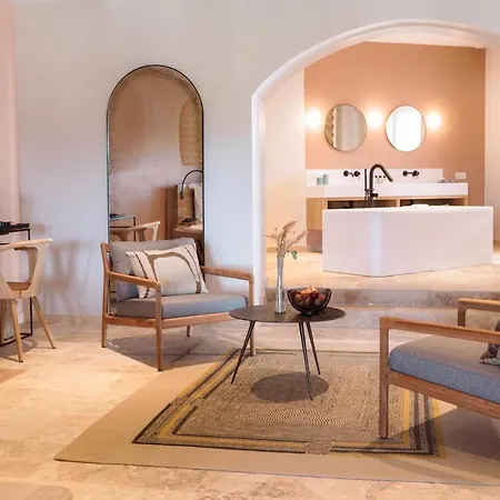 Chateau L'hospitalet Wine & 5*