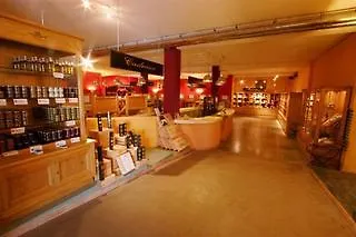 Chateau L'hospitalet Wine & ホテル ナルボンヌ