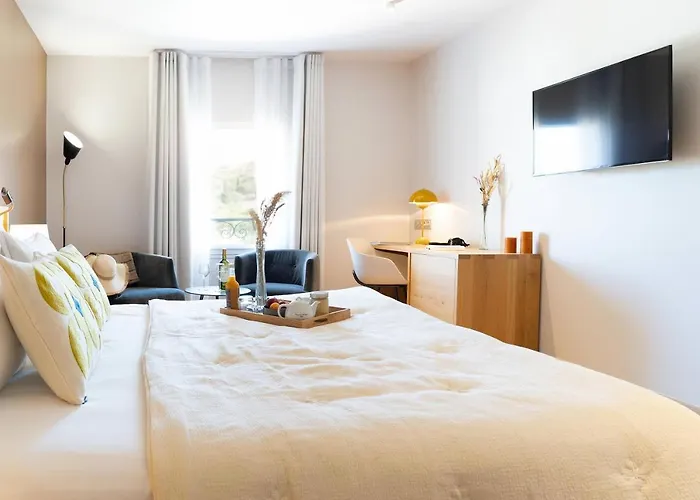 Chateau L'hospitalet Wine & 5* Нарбонна