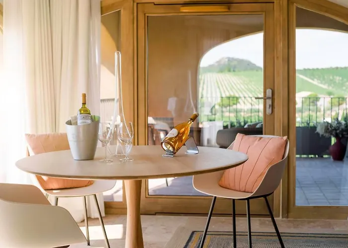 Chateau L'hospitalet Wine & Отель Нарбонна