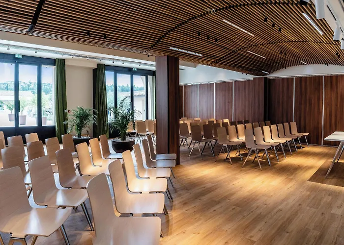 Chateau L'hospitalet Wine & 5*